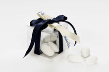 Carica l'immagine nel visualizzatore di Gallery, Scatolina in plastica