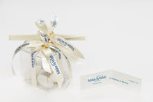 Carica l'immagine nel visualizzatore di Gallery, Scatolina in plastica